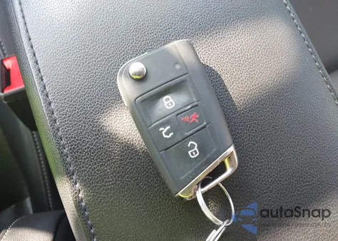 2018 Volkswagen Tiguan 2.0T Se/2.0T Sel z USA, uszkodzony, nr VIN 3VV3B7AX5JM003469